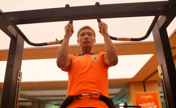 海会配资 泰山7人要离开？记者苗原：2外援5本土，已通知让找队了