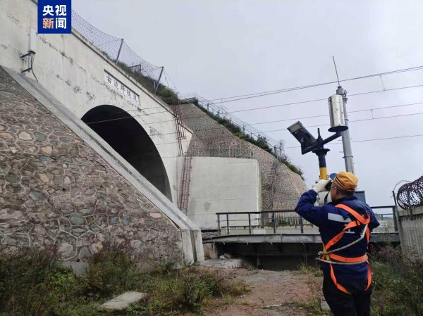 银易配资 受甘肃陇西5.6级地震影响的铁路线路逐步恢复