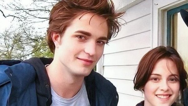 金砖财富 罗伯特和灵魂伴侣结婚生娃，恩爱生活打破暮光CP幻想，太割裂了